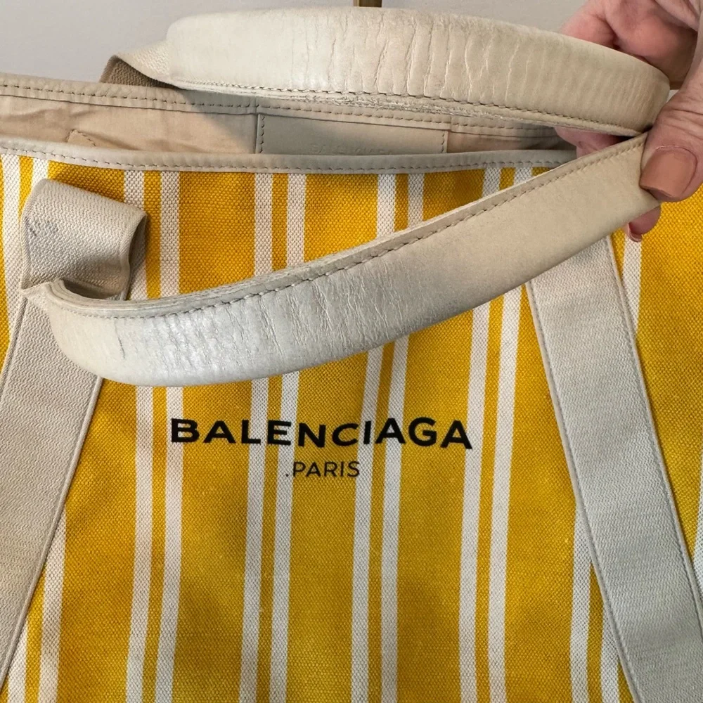 ✨ Balenciaga Paris Yellow Striped Canvas Tote w/ Pouch ✨ - Picture 16 of 16